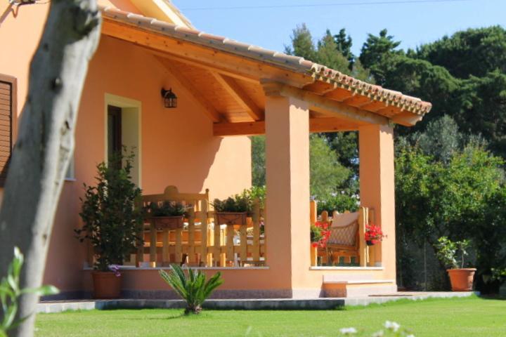 Bed and Breakfast Il Melograno Di Nora Pula Exterior foto